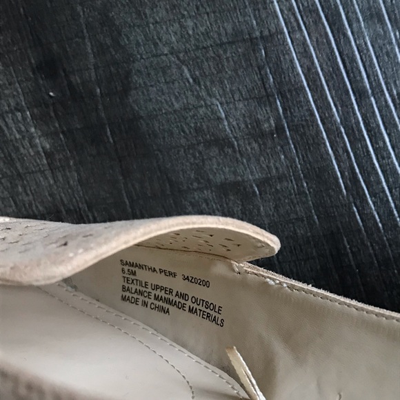 Jones New York 6.5M Nude Flats - Picture 8 of 8